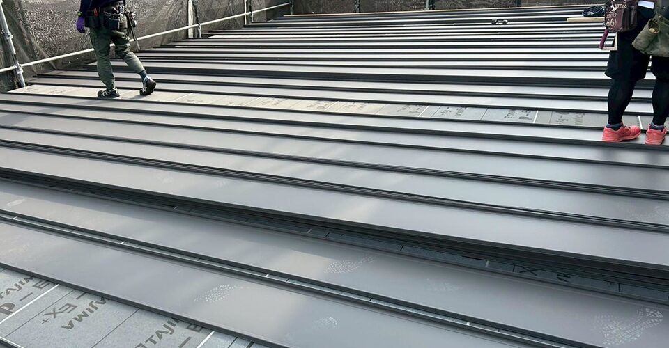 屋根カバー工法