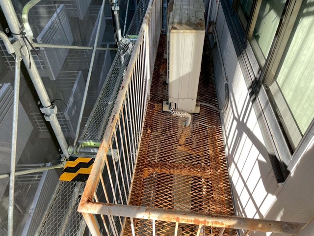 大阪府堺市・工場キュービクル塗装工事_施工前 (3)