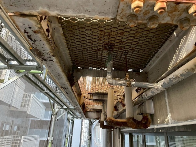 大阪府堺市・工場キュービクル塗装工事_施工前 (2)