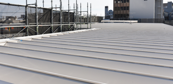 屋根塗装の様子