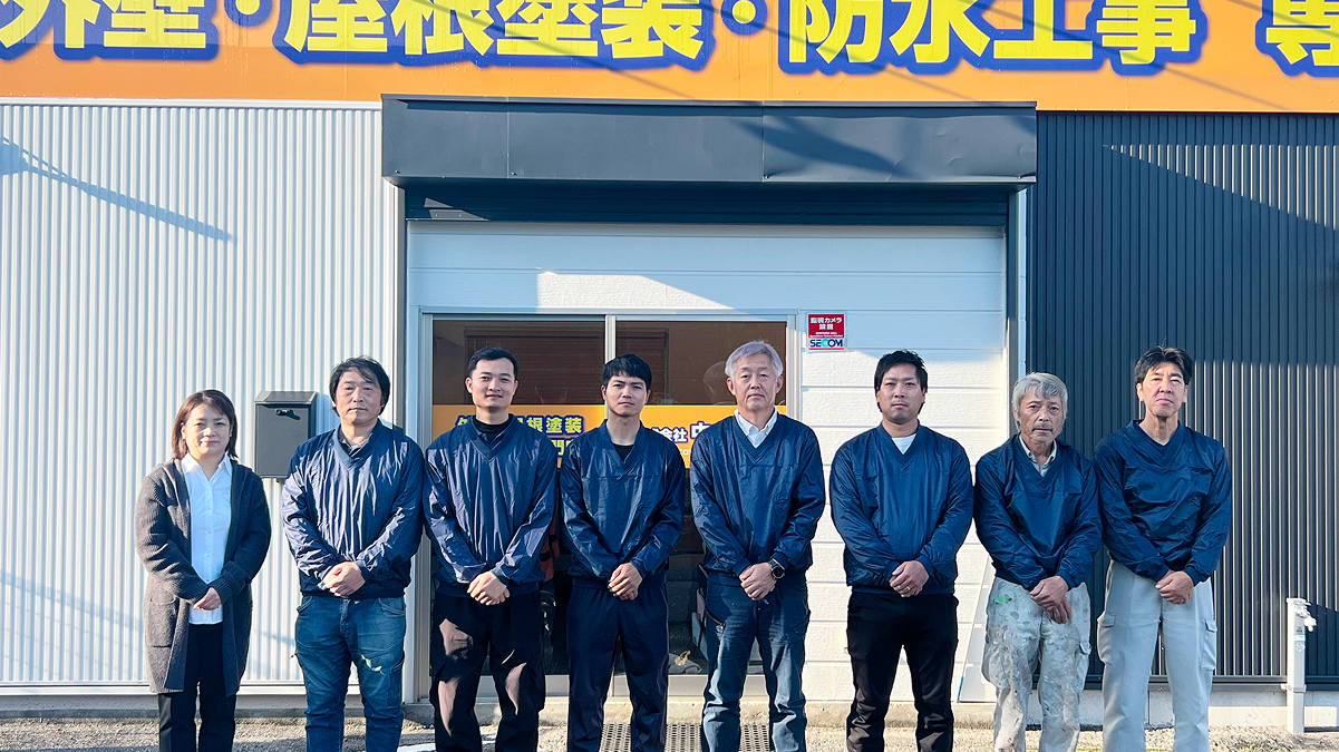 スタッフ集合写真