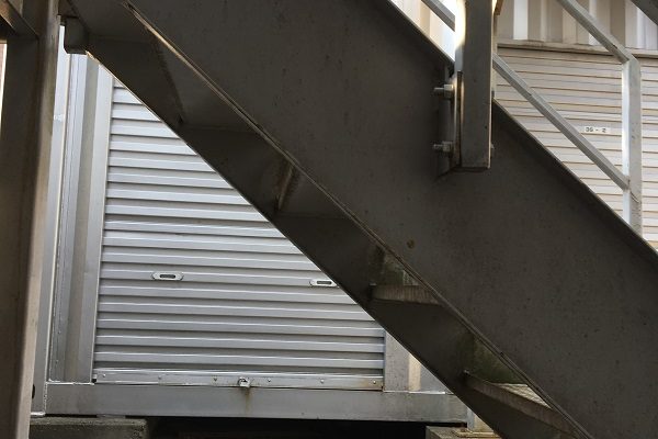 大阪府堺市　外壁塗装　付帯部塗装　鉄骨階段　無料診断