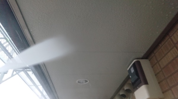 大阪府堺市　外壁塗装　屋根塗装　アパート塗装　下地処理　高圧洗浄