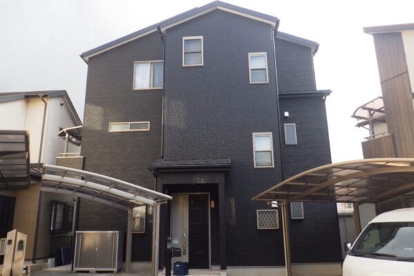 大阪府堺市　F様邸　外壁塗装　屋根塗装　コーキング打ち替え　ベランダ防水塗装