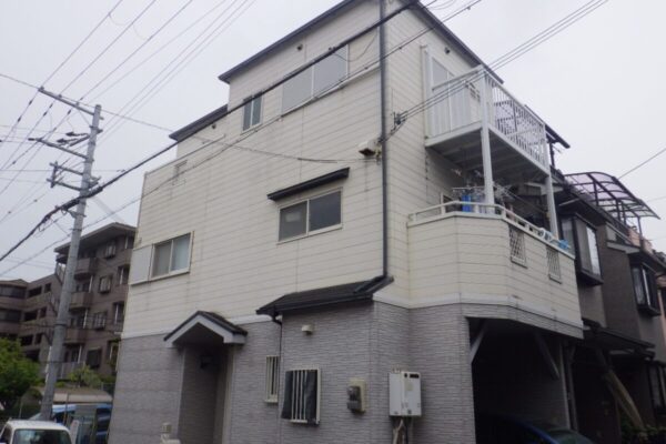 大阪府堺市　T様邸　外壁・屋根塗装　ベランダウレタン防水　シーリング工事　サイディングボード一部張り替え