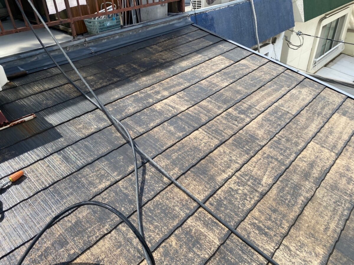 大阪府大阪市　Y様邸　屋根塗装工事　スレート屋根の高圧洗浄
