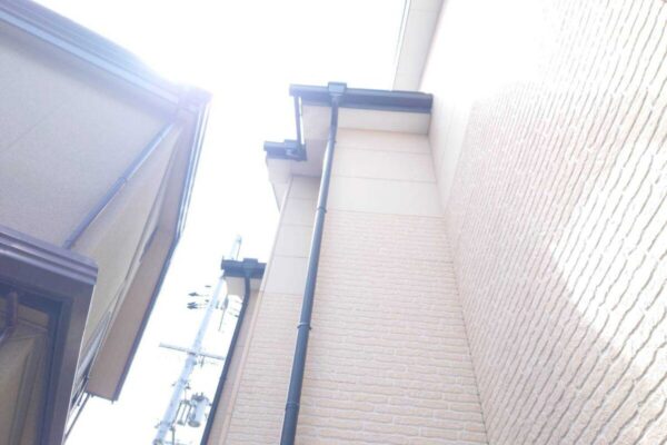 大阪府堺市　T様邸　外壁塗装工事　コーキングの劣化症状について