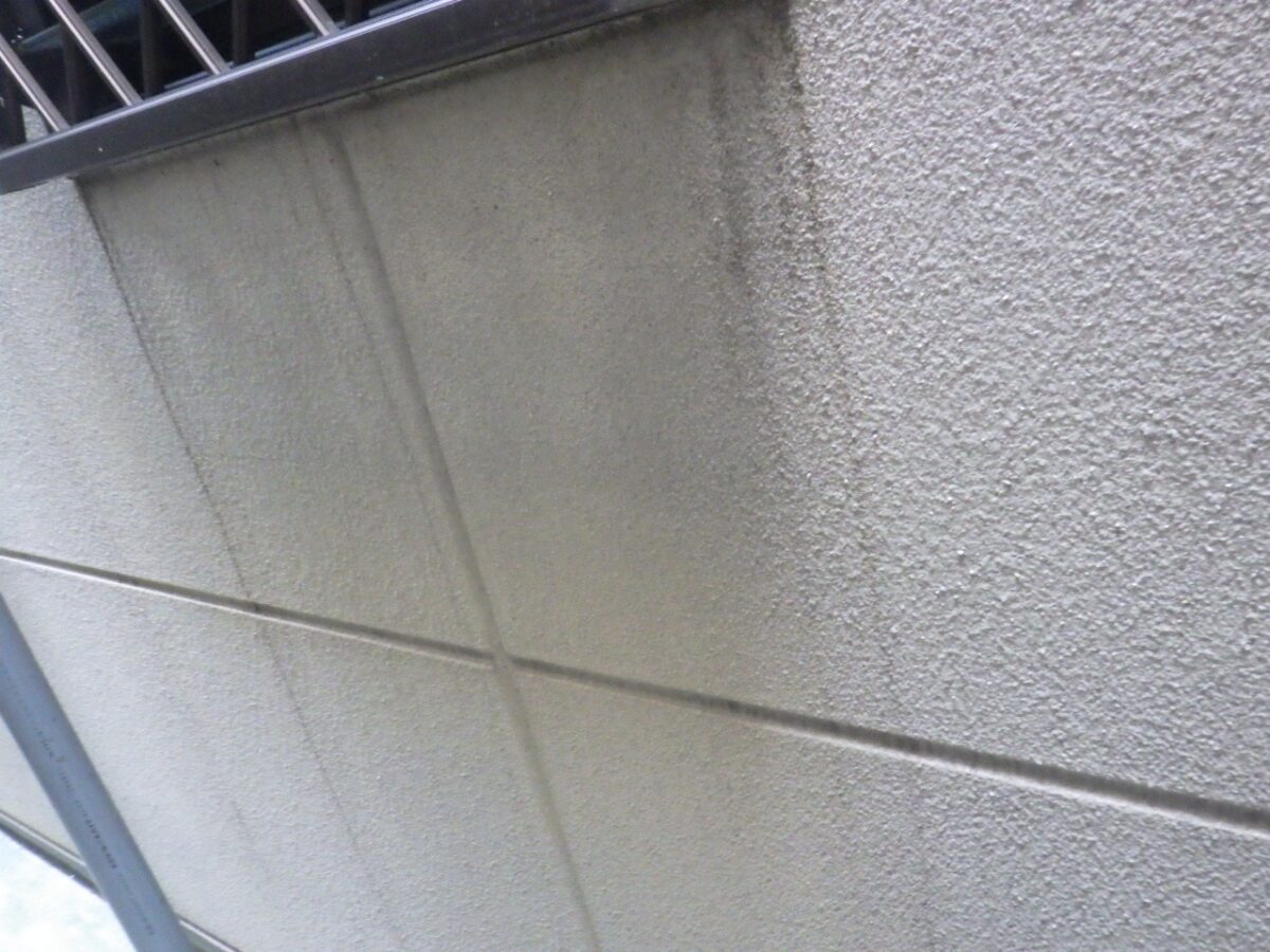 大阪府堺市　I様邸　屋根・外壁塗装工事　外壁塗装の劣化症状
