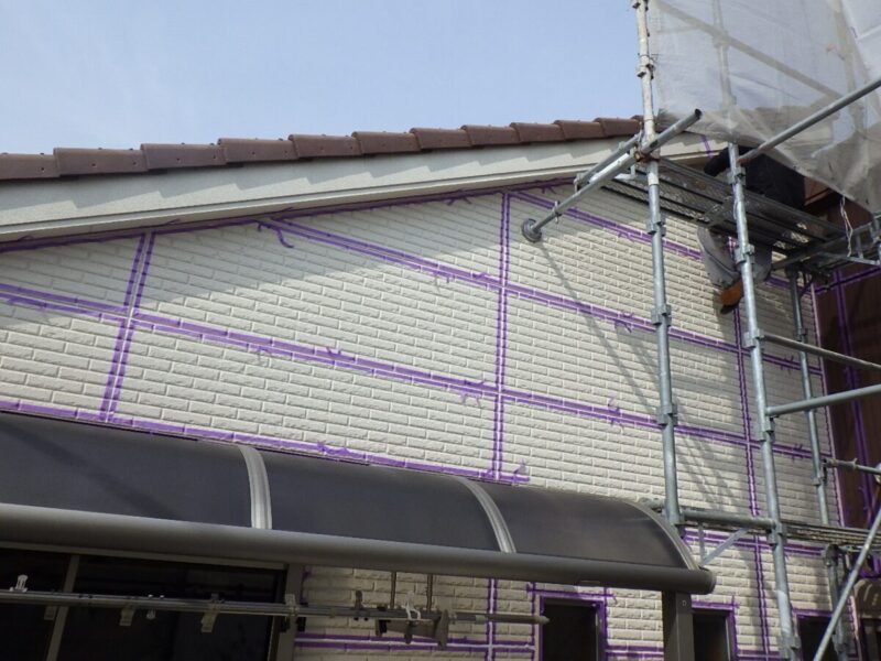 大阪府堺市　S様邸　外壁塗装工事　外壁目地のシーリング打ち工事