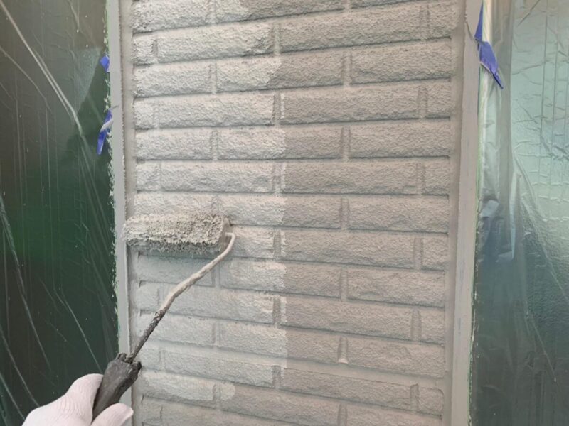 大阪府堺市　S様邸　外壁塗装工事　外壁の仕上げ塗装　関西ペイント アレスダイナミックTOPを採用！