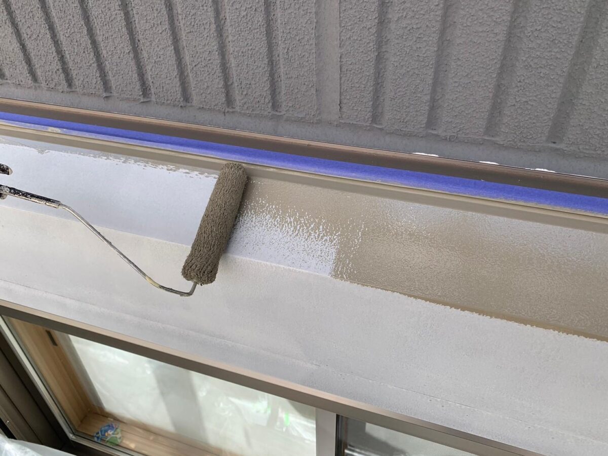 大阪府堺市　S様邸　外壁塗装工事　付帯部　シャッターボックスの塗装