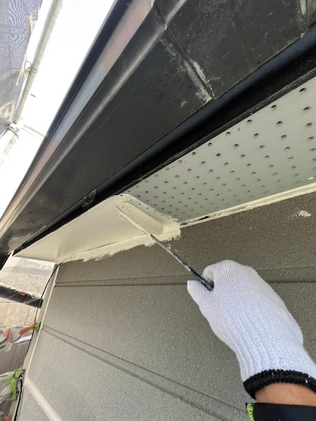大阪府堺市　N様邸　屋根塗装・外壁塗装工事　付帯部　軒天井の塗装