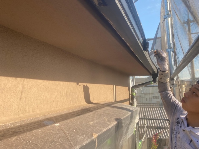 大阪府堺市　M様邸　屋根・外壁塗装工事　雨樋の塗装を行いました！