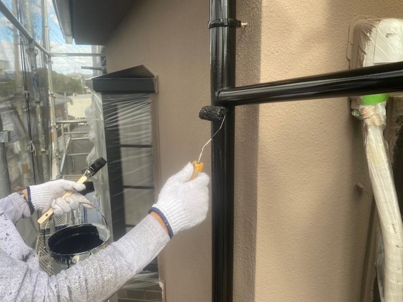 大阪府堺市　M様邸　屋根・外壁塗装工事　雨樋の塗装を行いました！