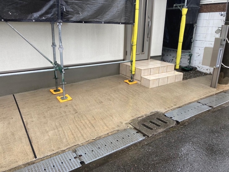 大阪府堺市｜屋根と外壁、土間コンクリートの洗浄作業