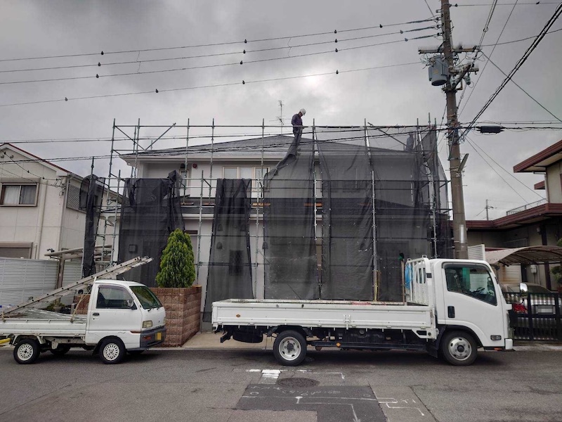 工事で発生する飛散を防ぐメッシュシート｜大阪府堺市