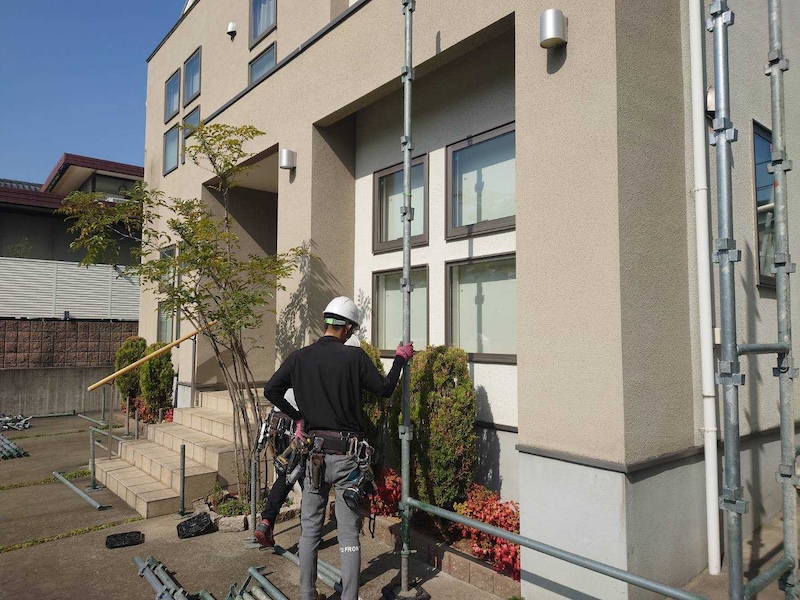 大阪府堺市｜支柱がカーポートに干渉するため屋根を取り外しました
