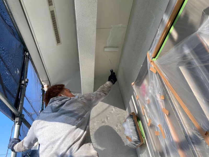 大阪府堺市｜軒天井・上げ裏・軒天換気を塗装‼︎ふだん目に入らないところは要注意！