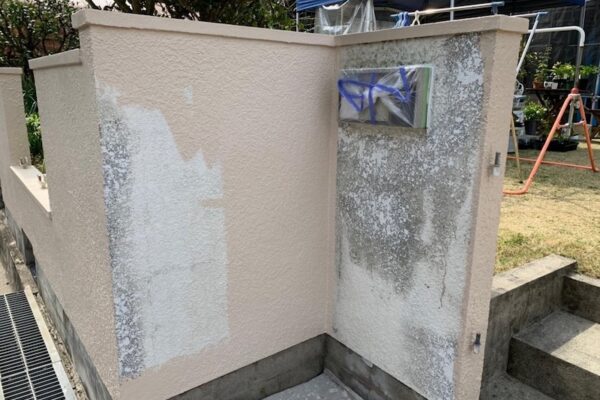 門塀の塗装 下塗り〜中塗りまでをレポート｜大阪府堺市南区