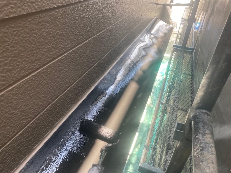 霧よけとは？下地処理〜上塗りまでを行いました！｜大阪府堺市北区