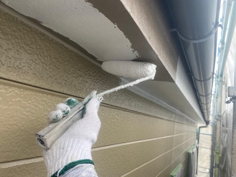 大阪府堺市北区｜軒天井を下塗りしました！