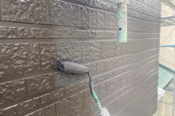 大阪府堺市北区｜外壁の仕上げ塗装！アレスダイナミックTOPで上塗りしました