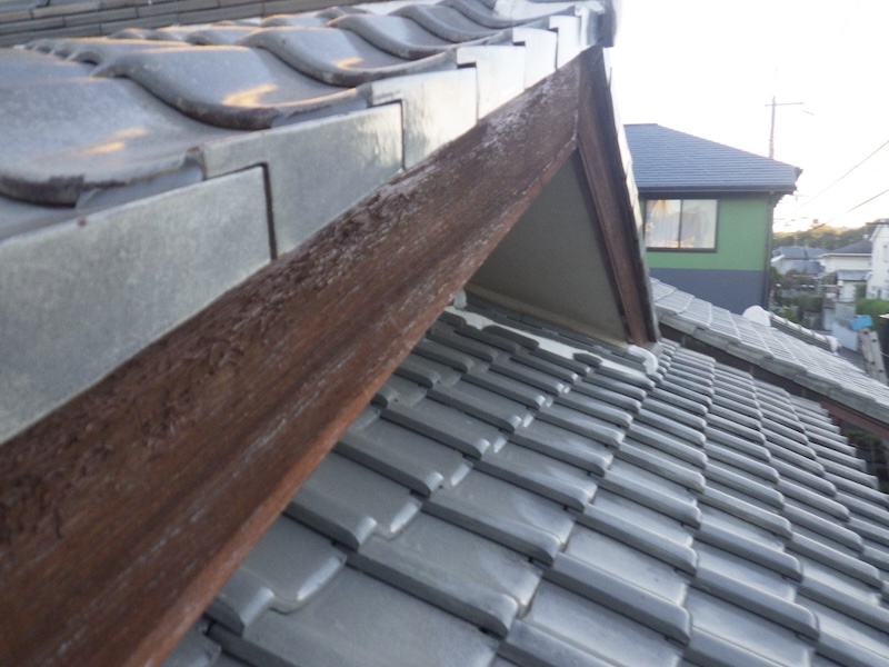 大阪府堺市南区赤坂台|木部と鉄部の劣化をレポート!腐食があると大変です!