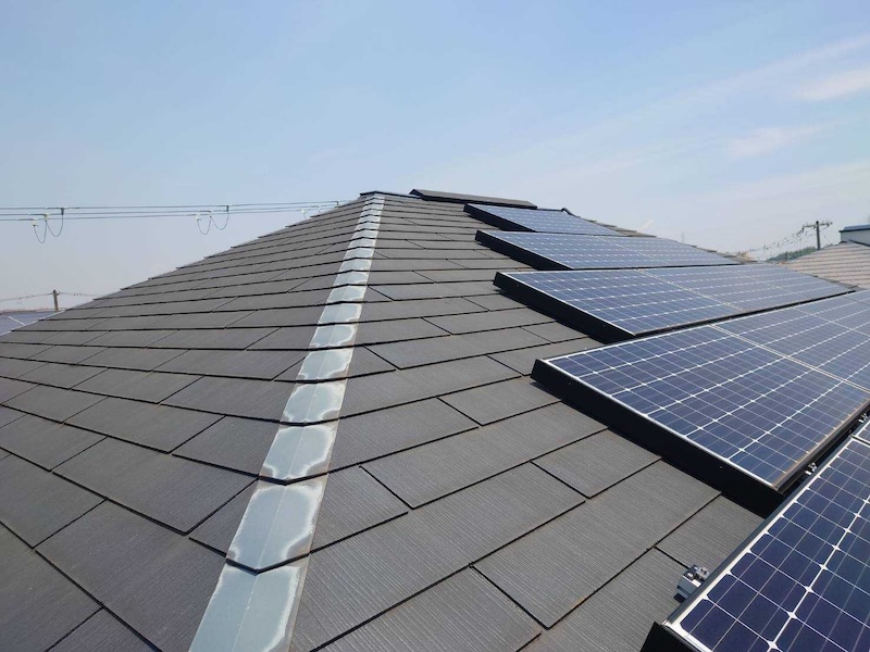 スレート塗装で大事な縁切り。タスペーサーを設置|大阪府和泉市緑ヶ丘