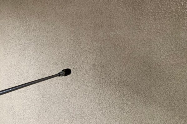 大阪府堺市｜高圧洗浄の工程をレポート！車庫上の床も洗浄しました