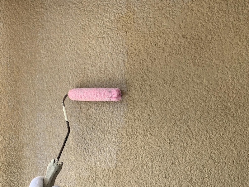 外壁を下塗りしました。エコカチオンシーラー・アレスホルダーZ|大阪府堺市