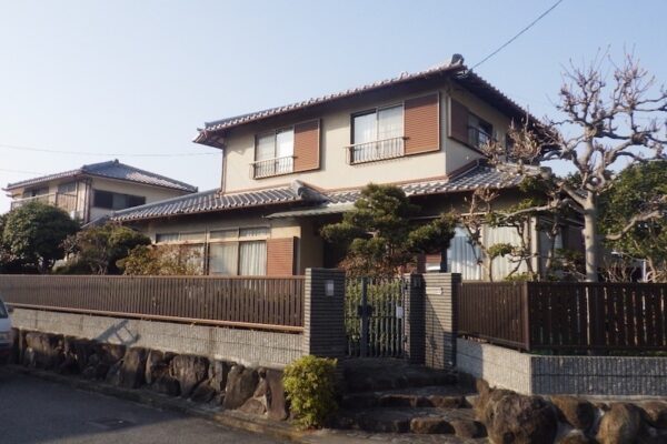 S様から外壁塗装工事のご依頼！劣化調査で確認できた症状をレポート｜大阪府堺市