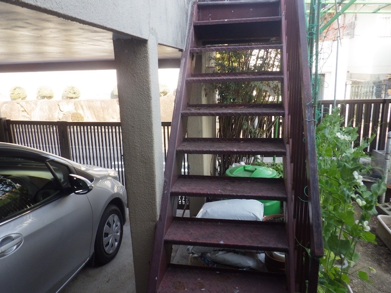 錆びたままにしておくのは危険!鉄骨階段の塗装をレポートします!|大阪府堺市